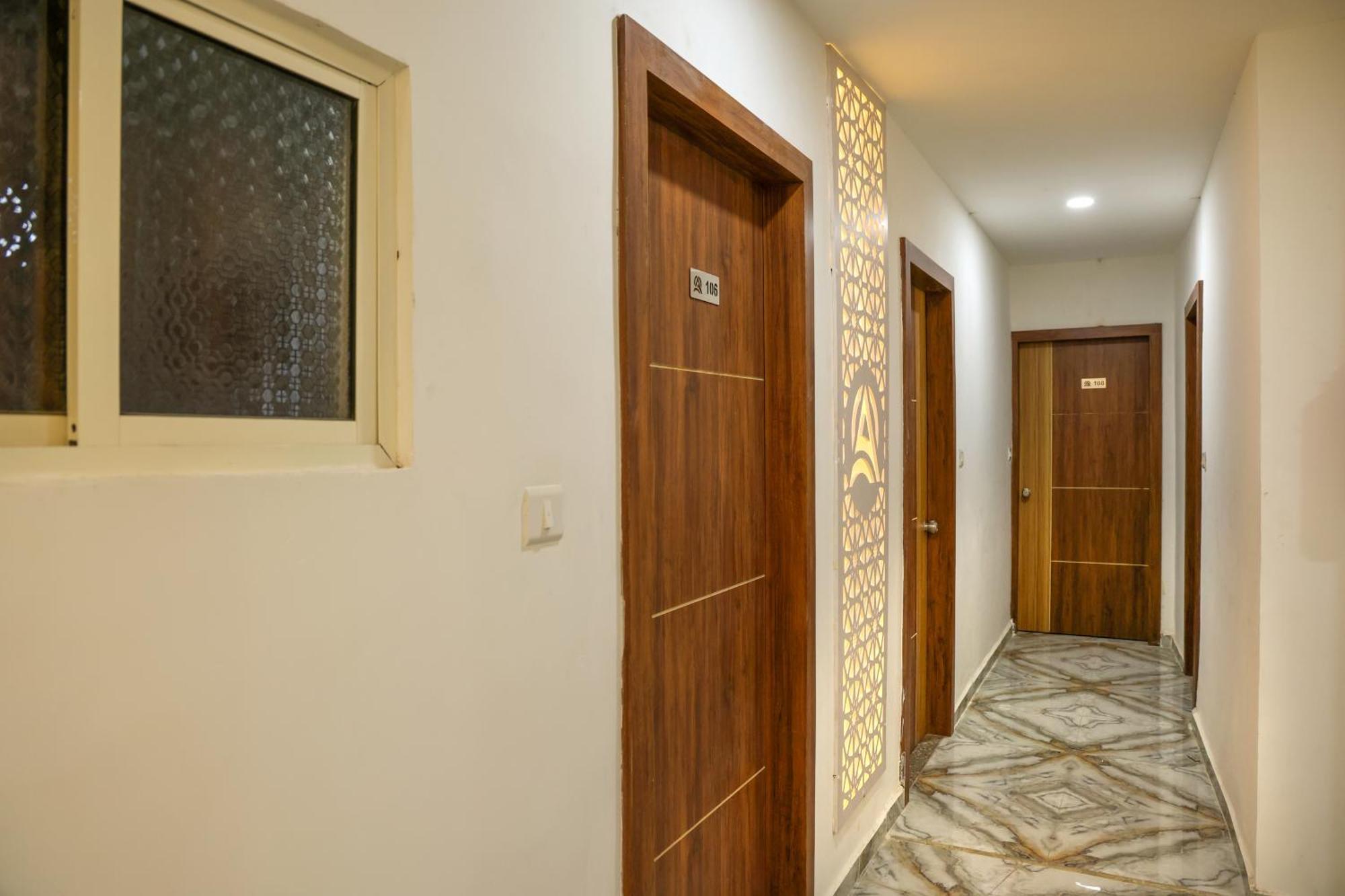 Hotel Aaram Kalupur Ahmedabad Eksteriør billede